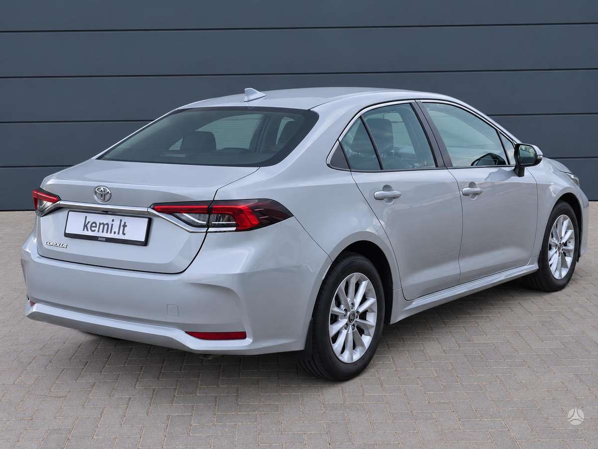 Toyota Corolla - 5