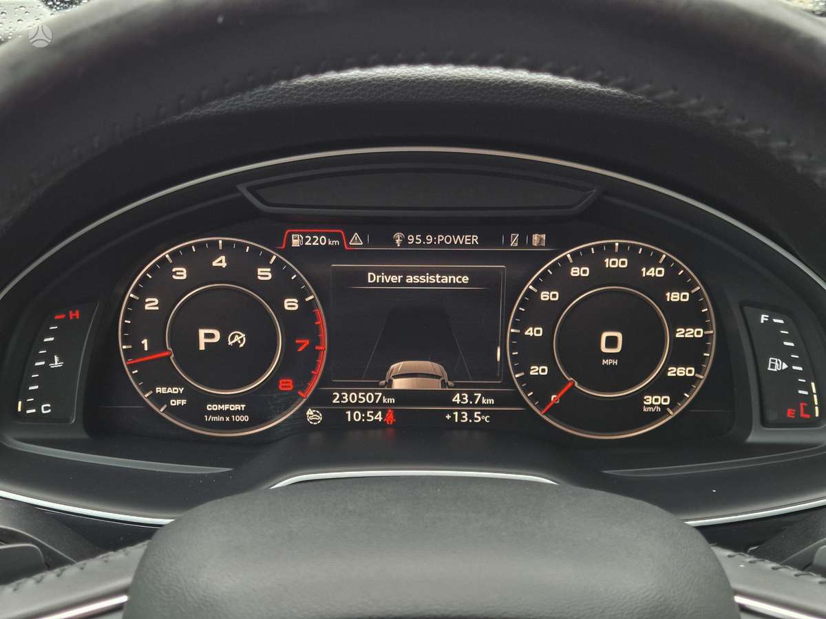 Audi Q7, 3.0 l., Внедорожник / Кроссовер