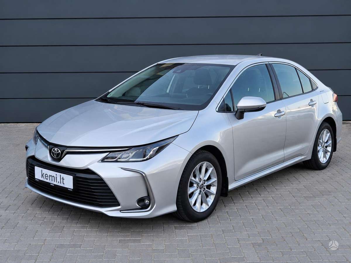 Toyota Corolla - 1