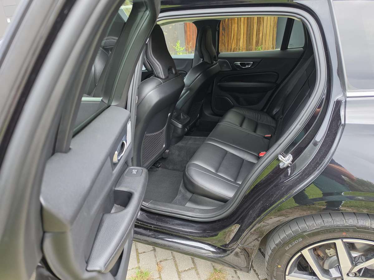 Volvo V60 - 10