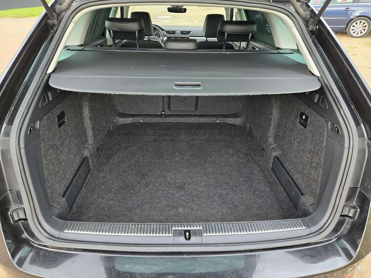 Skoda Superb, 2.0 l., wagon