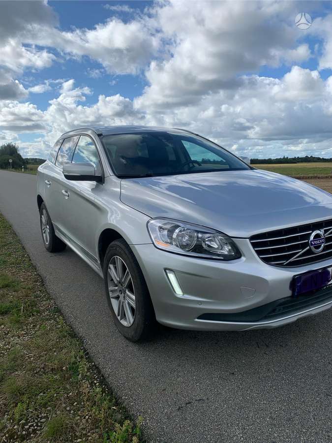 Volvo XC60, 2.0 l., off-road / crossover