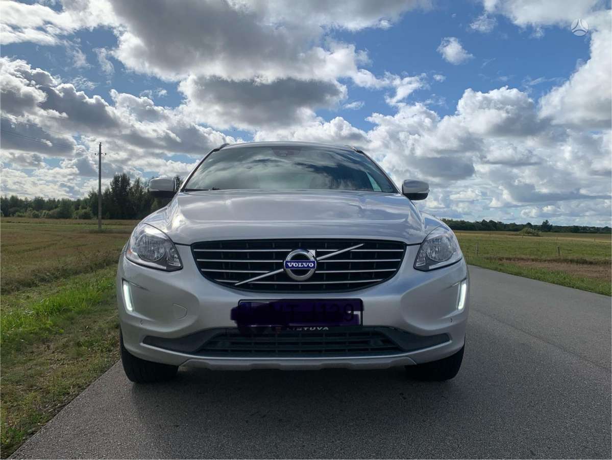 Volvo XC60, 2.0 l., off-road / crossover