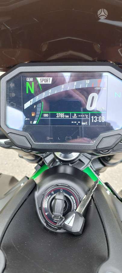 Kawasaki Z 948cc, спортбайки / superbikes