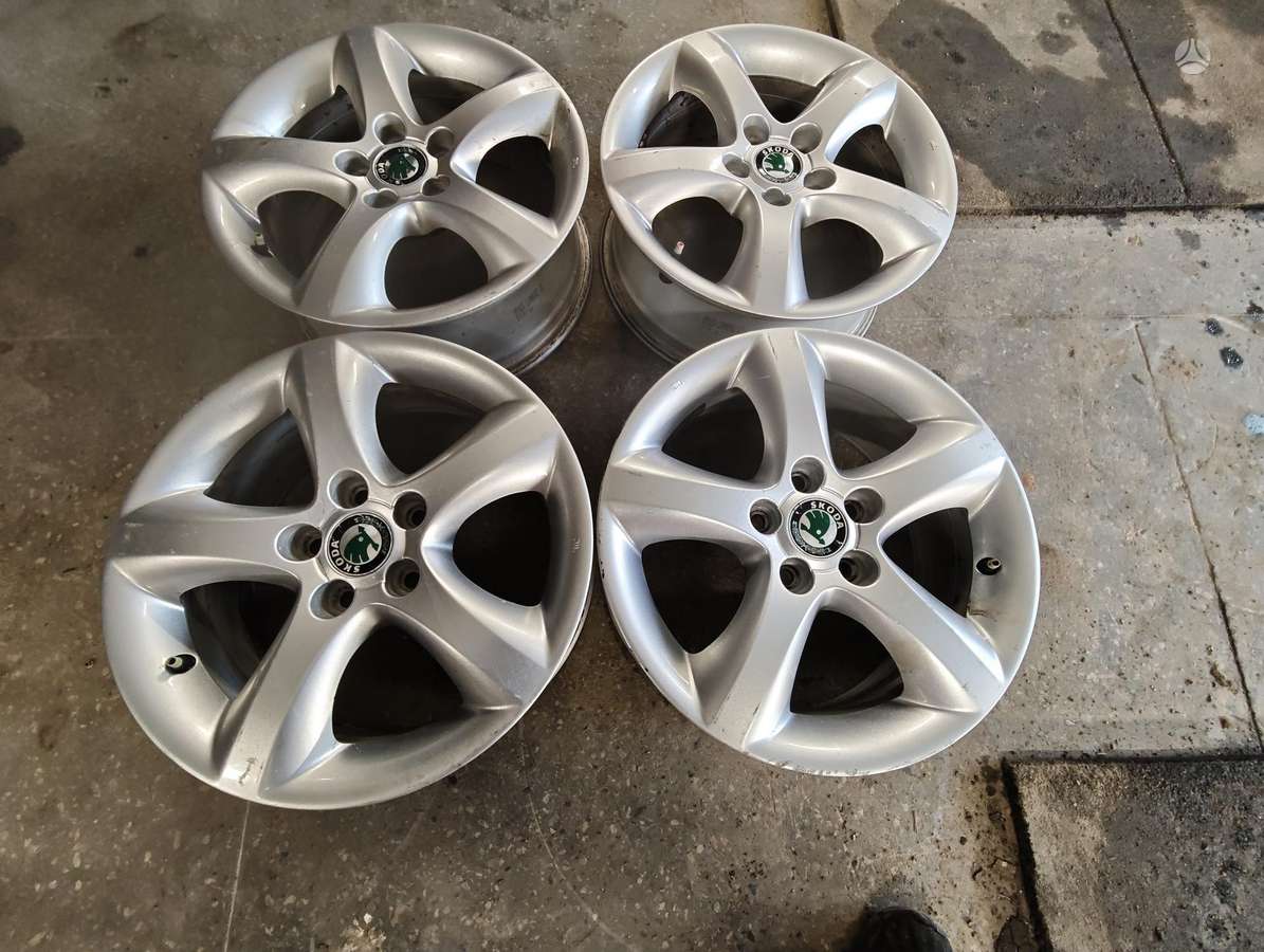 Skoda Fabia, light alloy, R15