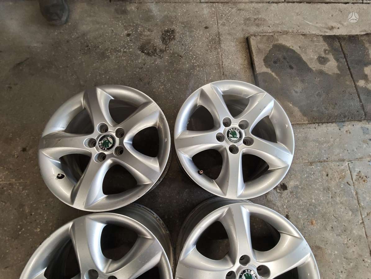 Skoda Fabia, light alloy, R15