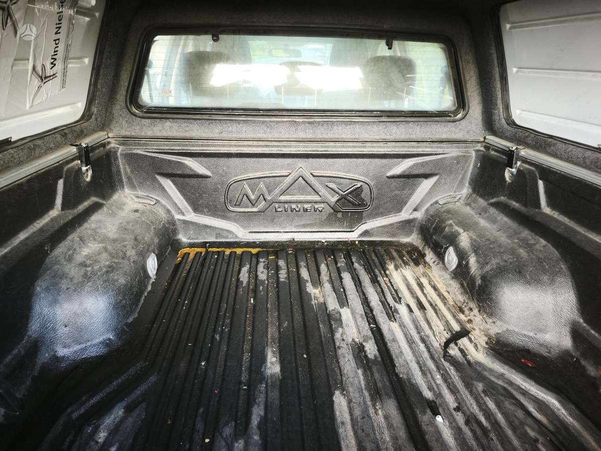 Isuzu D-Max - 7