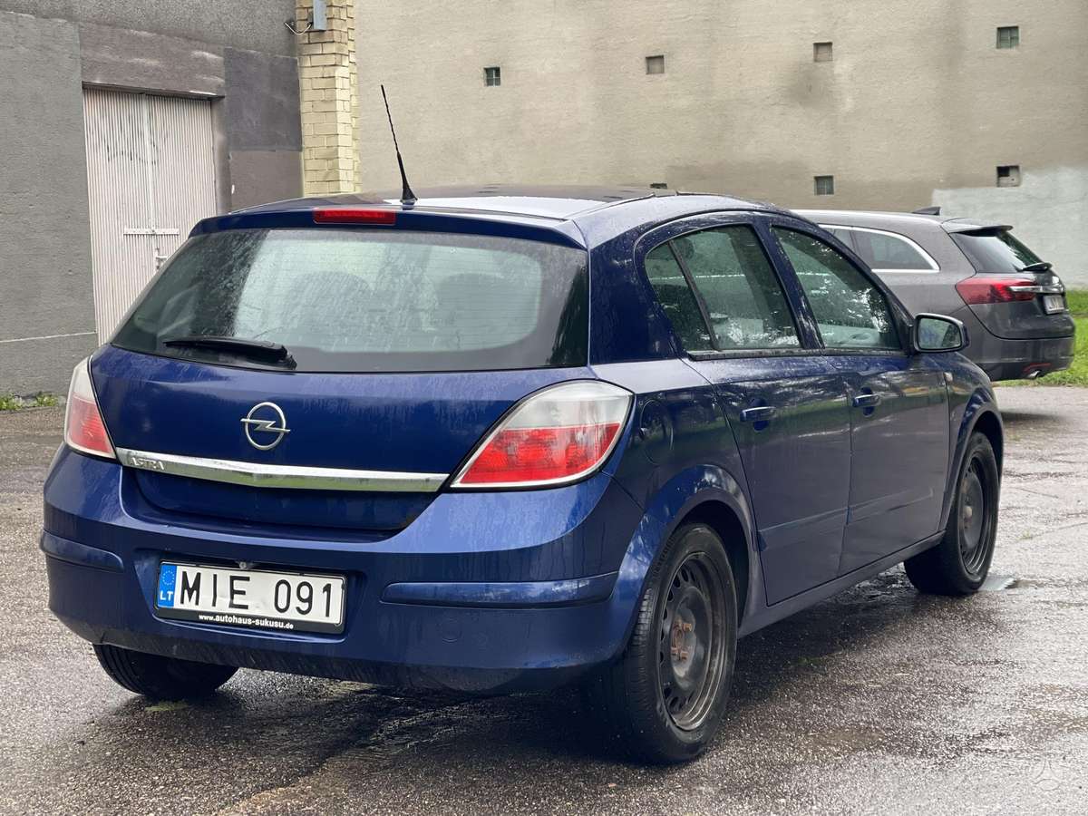 Opel Astra, 1.4 l., hatchback