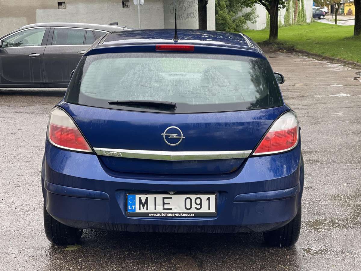 Opel Astra - 4