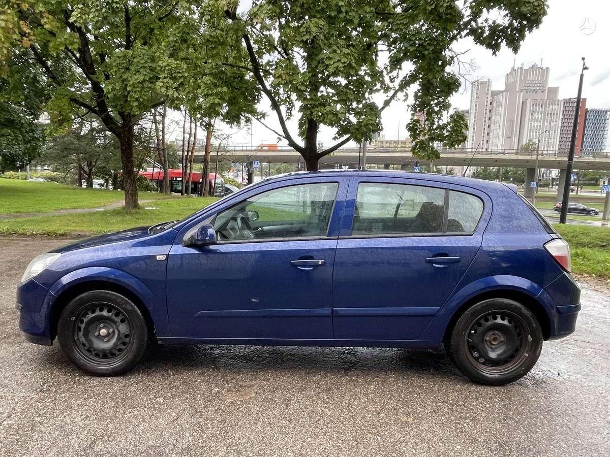 Opel Astra, 1.4 l., hatchback