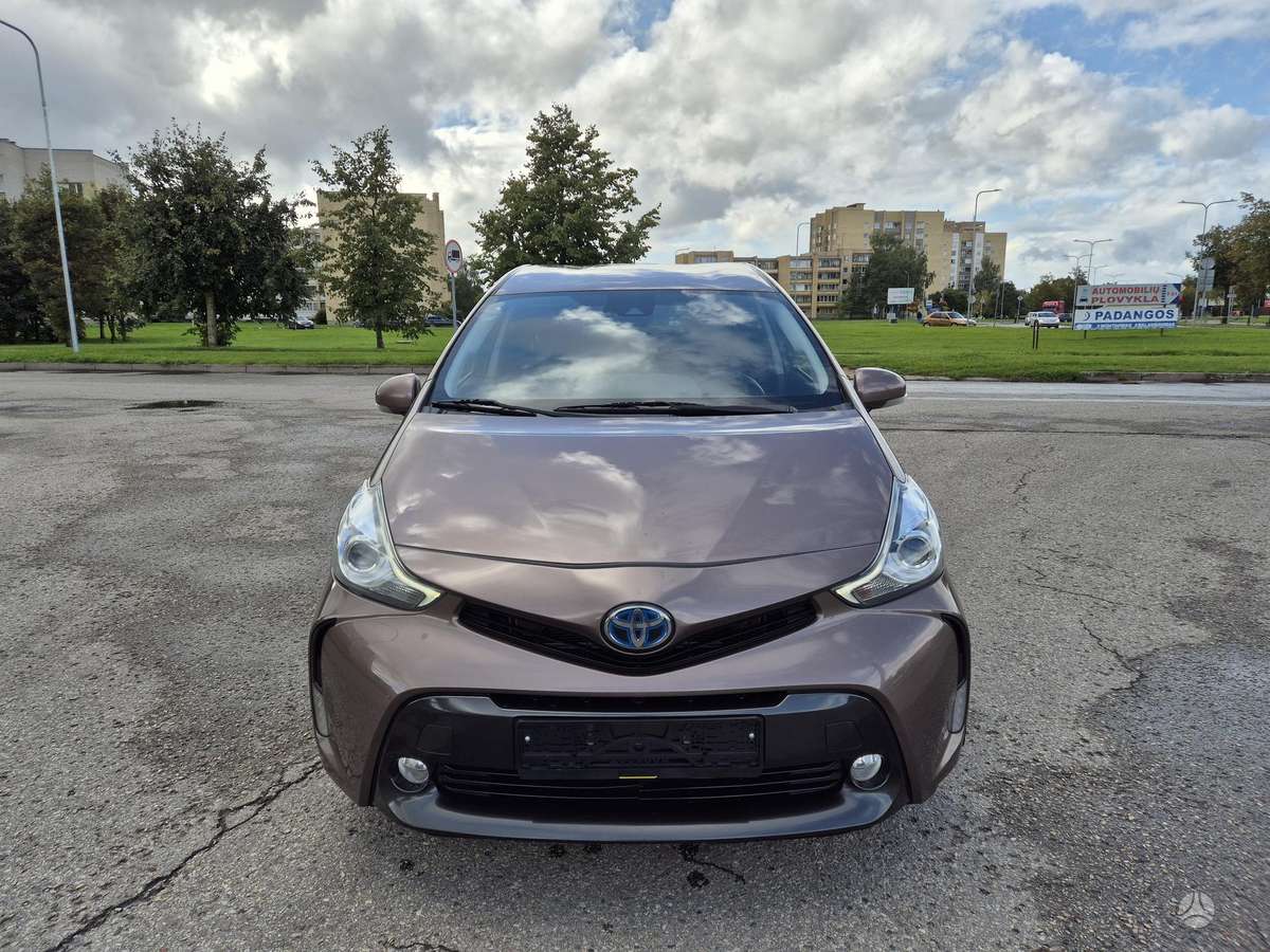 Toyota Prius+ - 7