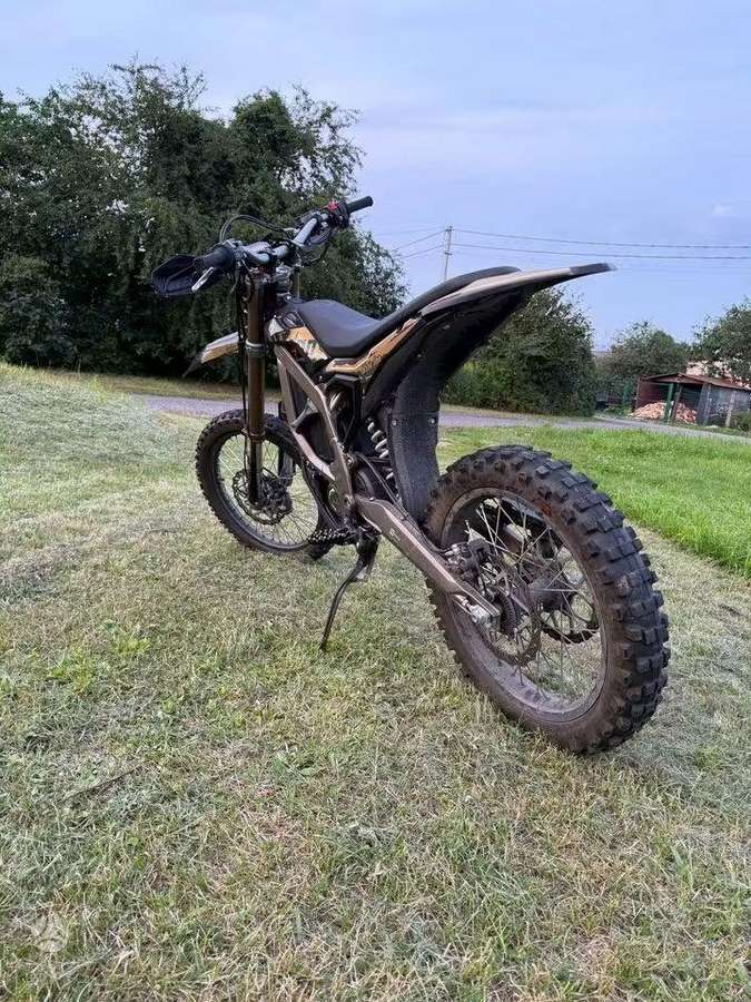 Sur-Ron Ultra bee, krosiniai