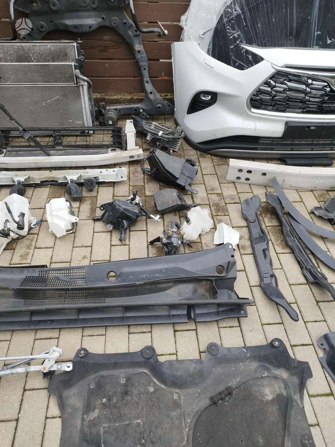 Toyota Highlander Be defektų europa