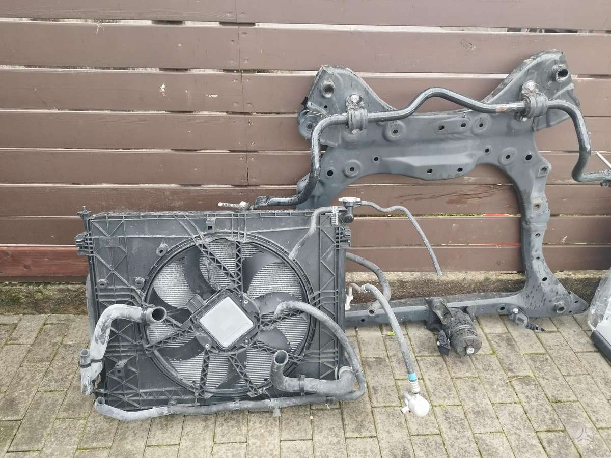 Toyota Highlander Be defektų europa