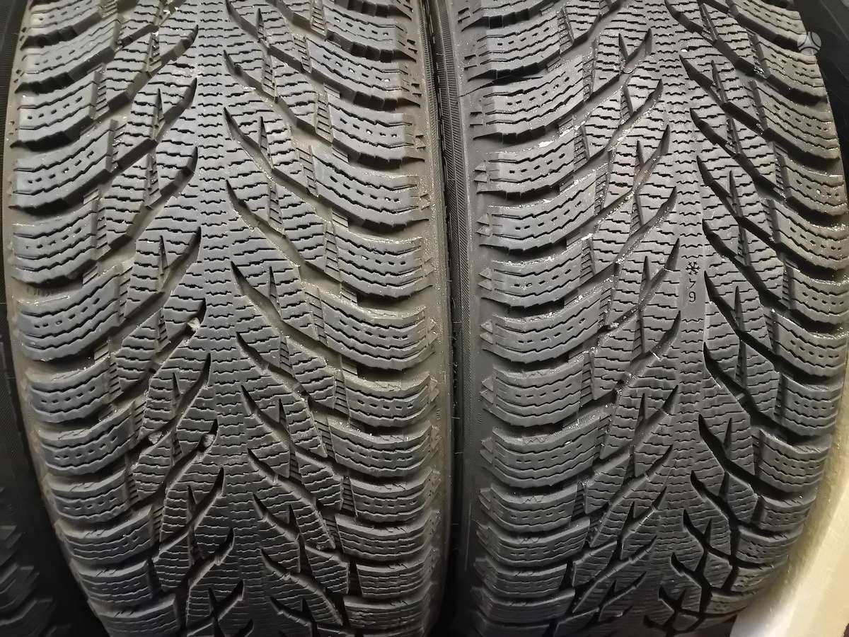 Nokian, зимние 235/60 R17