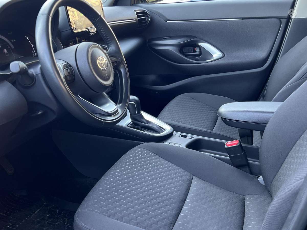 Toyota Yaris Cross - 10