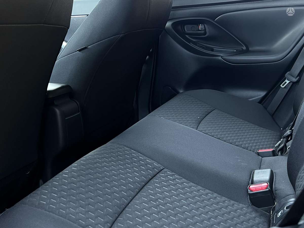 Toyota Yaris Cross - 12