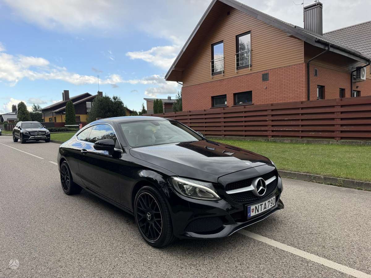 Mercedes-Benz C200 - 2