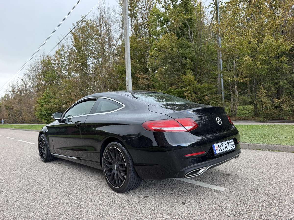 Mercedes-Benz C200 - 6