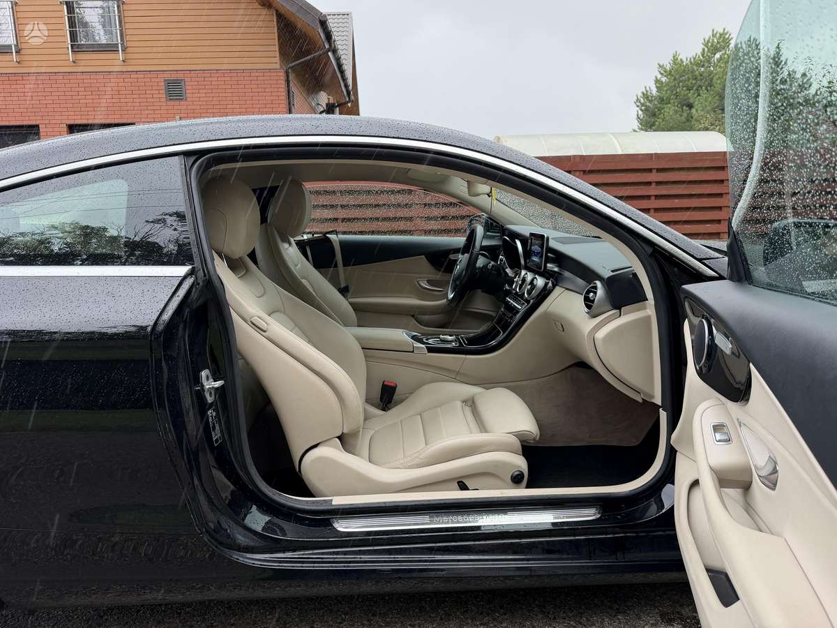 Mercedes-Benz C200 - 9