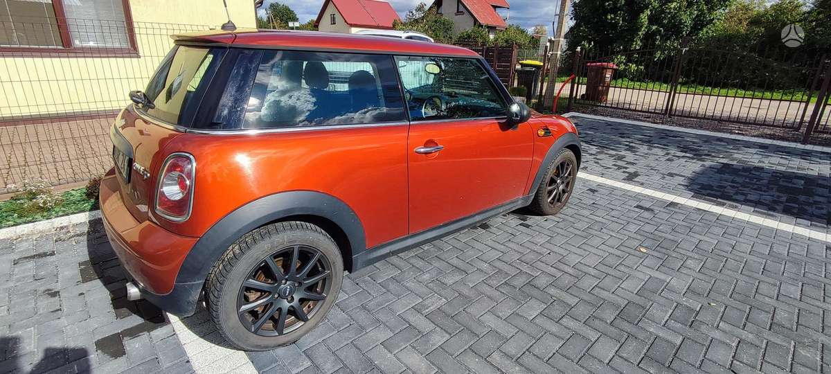 MINI One - 3