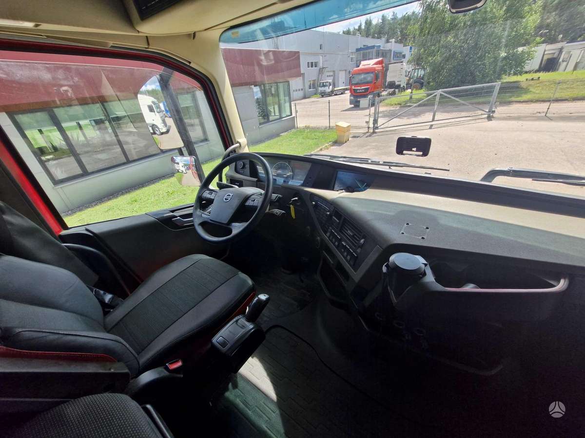 Volvo FH 460 Euro VI, single sleeper