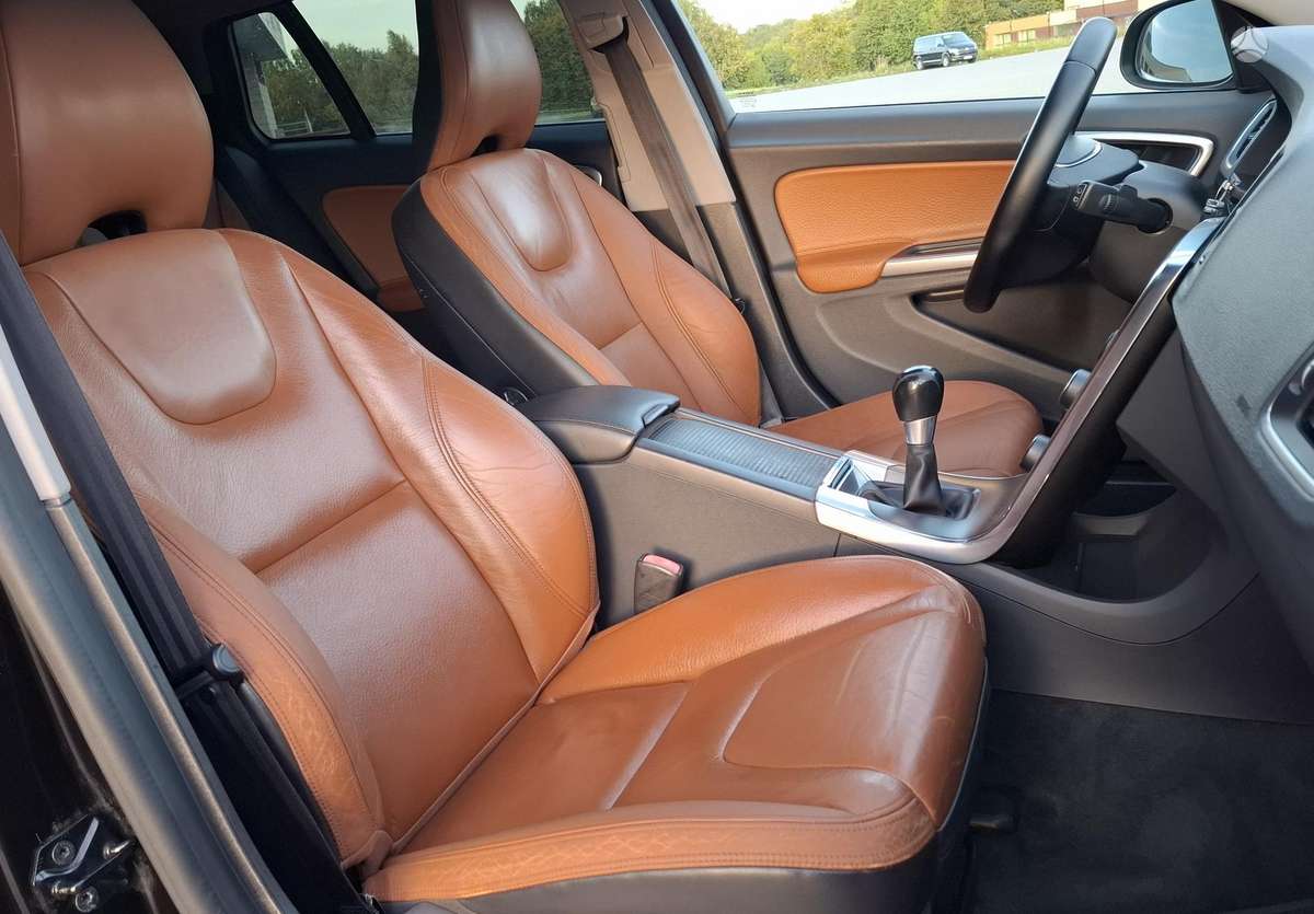 Volvo V60, 2.0 l., Универсал