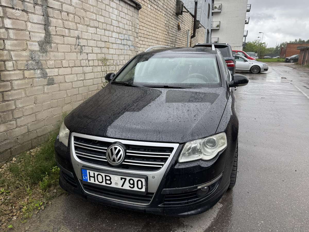 Volkswagen Passat - 4