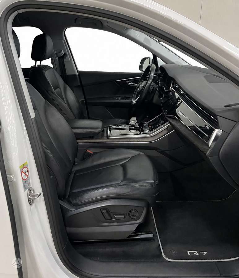 Audi Q7 - 6