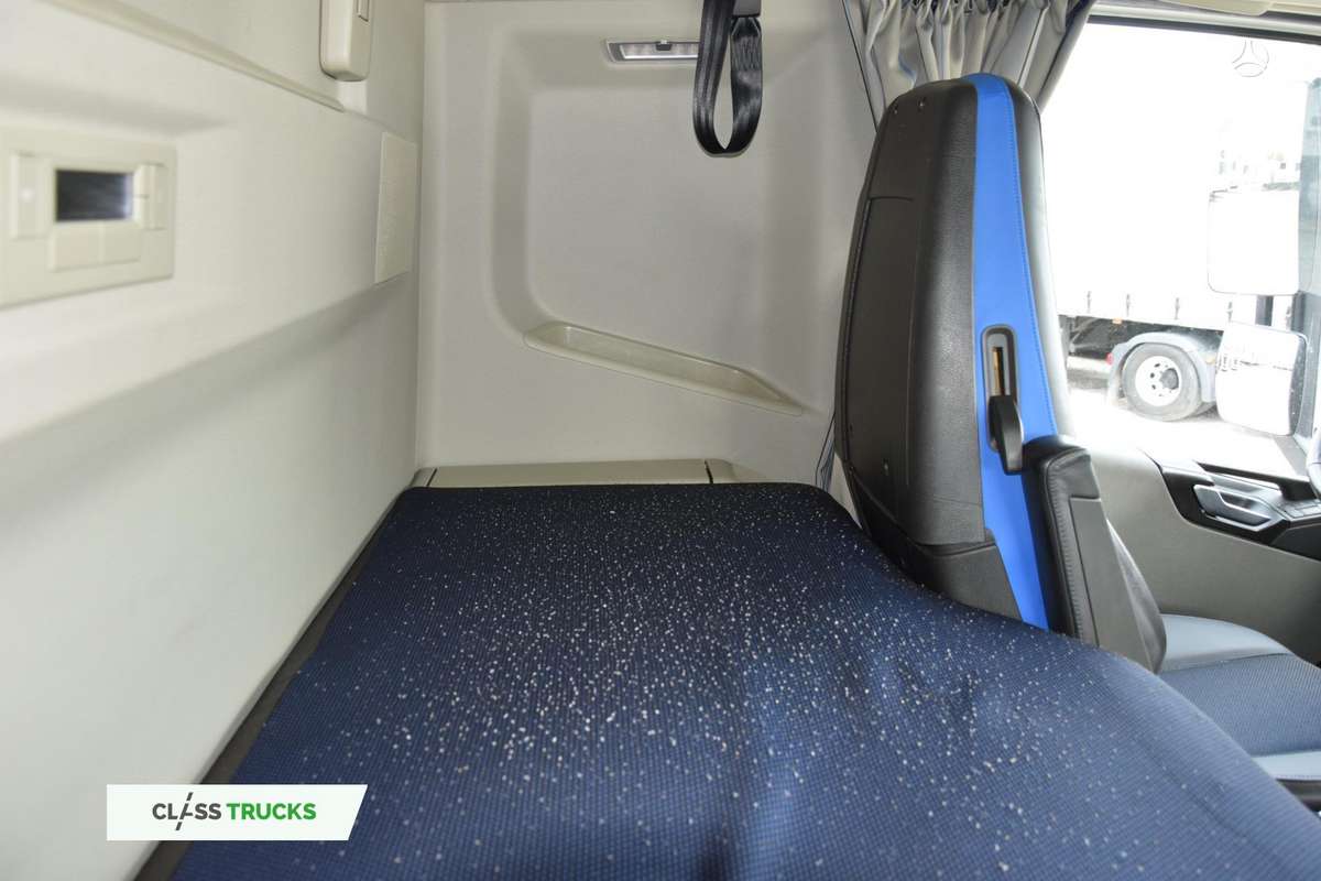 Volvo FH 460 Globetrotter XL i-Save, double sleeper
