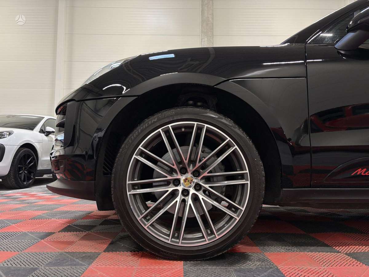 Porsche Macan - 10