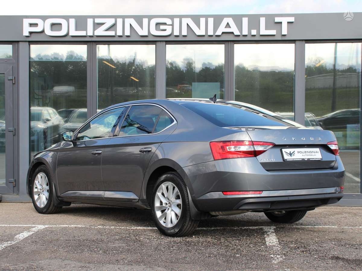 Skoda Superb, 1.5 l., Хэтчбек