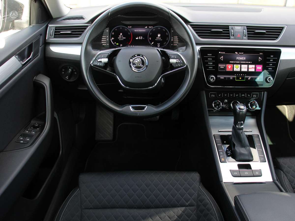 Škoda Superb - 6