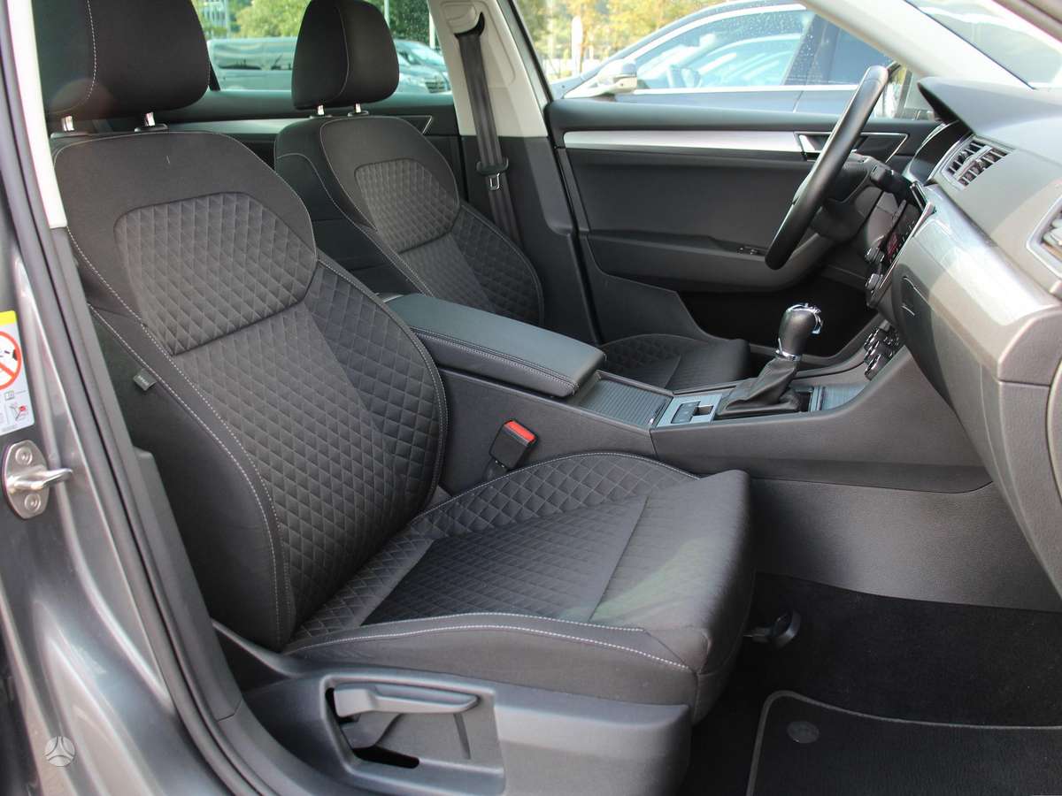 Skoda Superb, 1.5 l., Хэтчбек