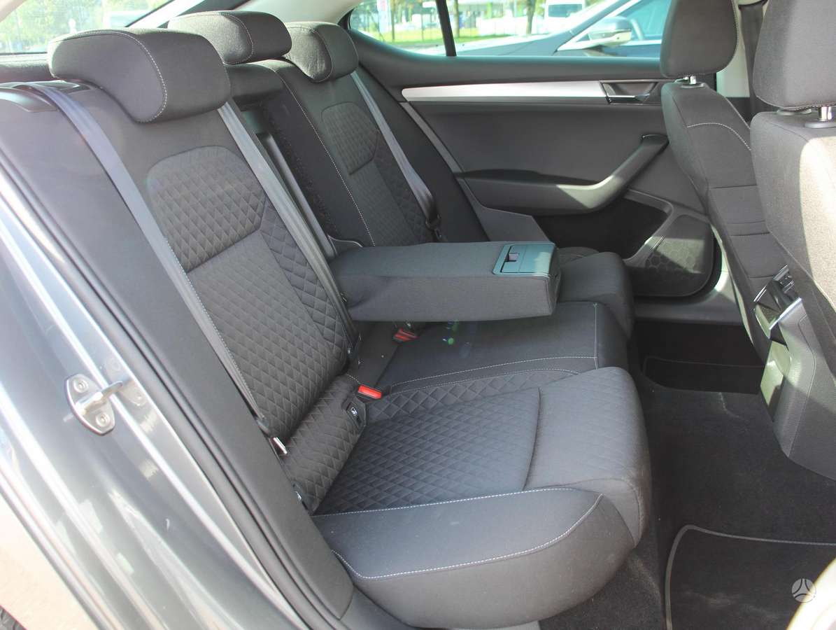 Skoda Superb, 1.5 l., Хэтчбек