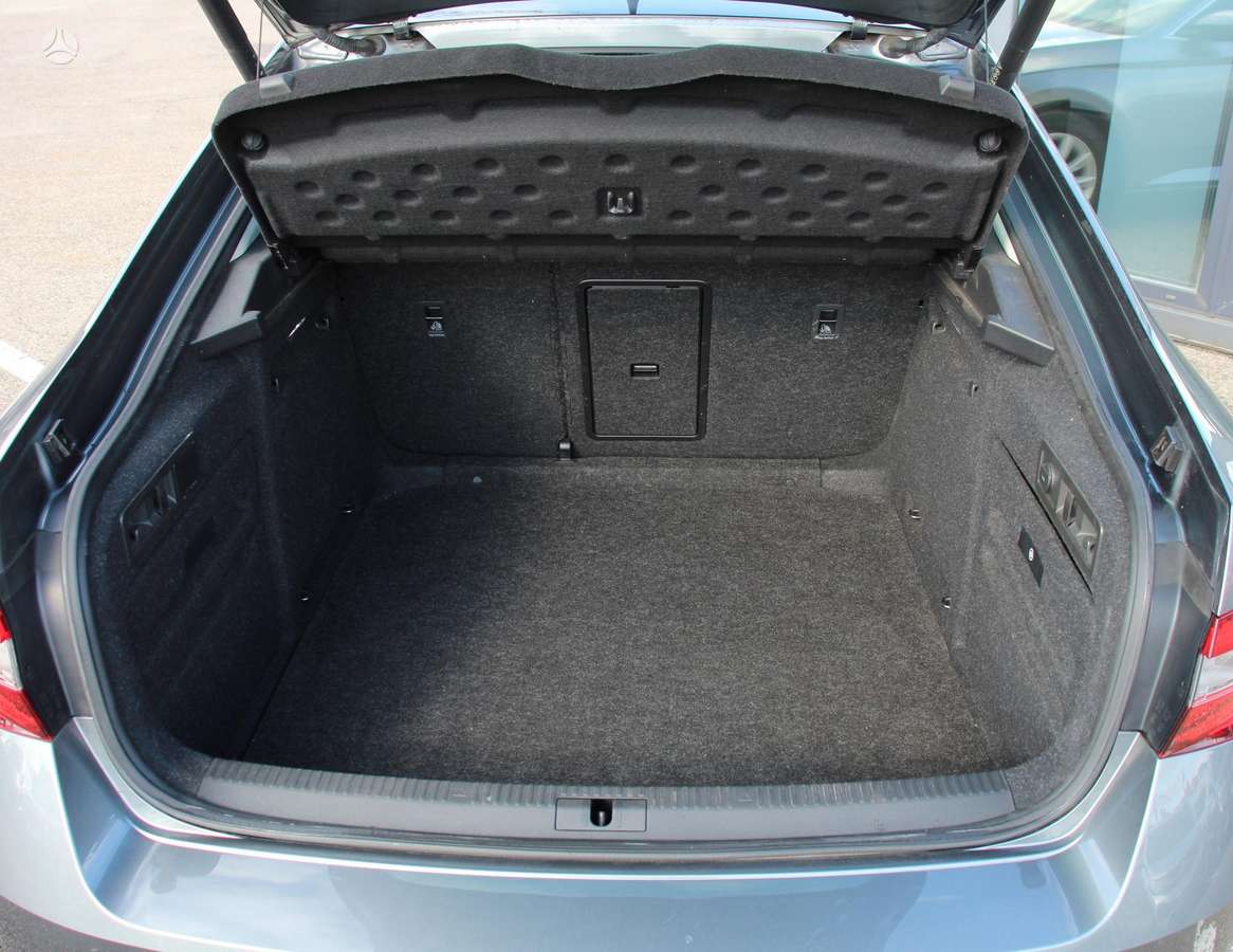 Skoda Superb, 1.5 l., Хэтчбек