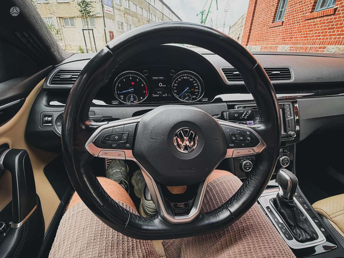 Volkswagen CC, 2.0 l., Седан