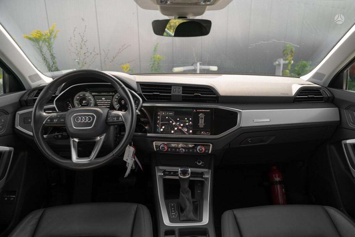 Audi Q3 Sportback - 12