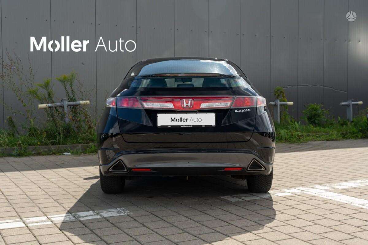 Honda Civic, 1.3 l., hatchback