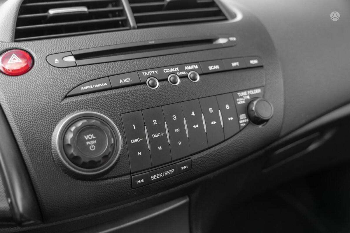 Honda Civic, 1.3 l., hatchback