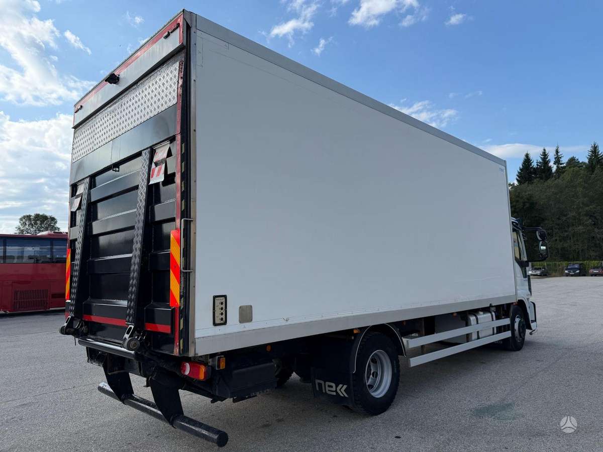 Iveco EUROCARGO 120-250, box trucks / box vans