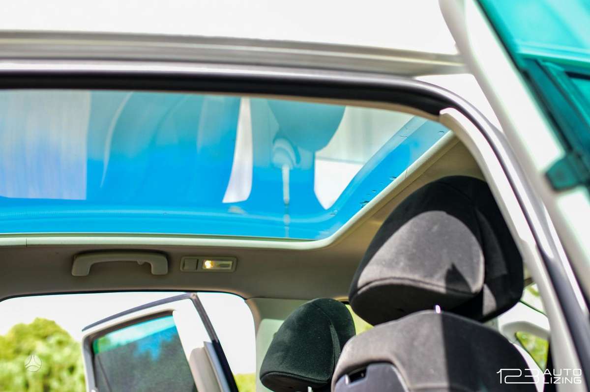 Citroën C4 Picasso - 9
