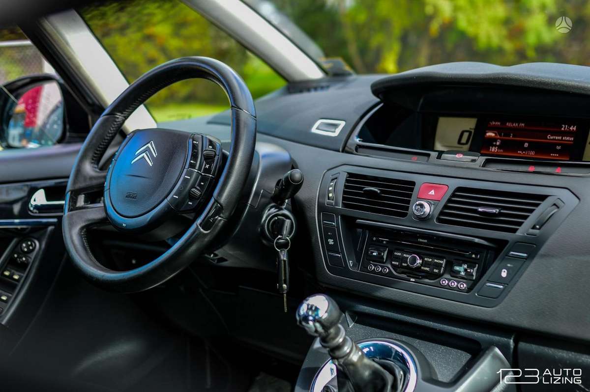 Citroën C4 Picasso - 11