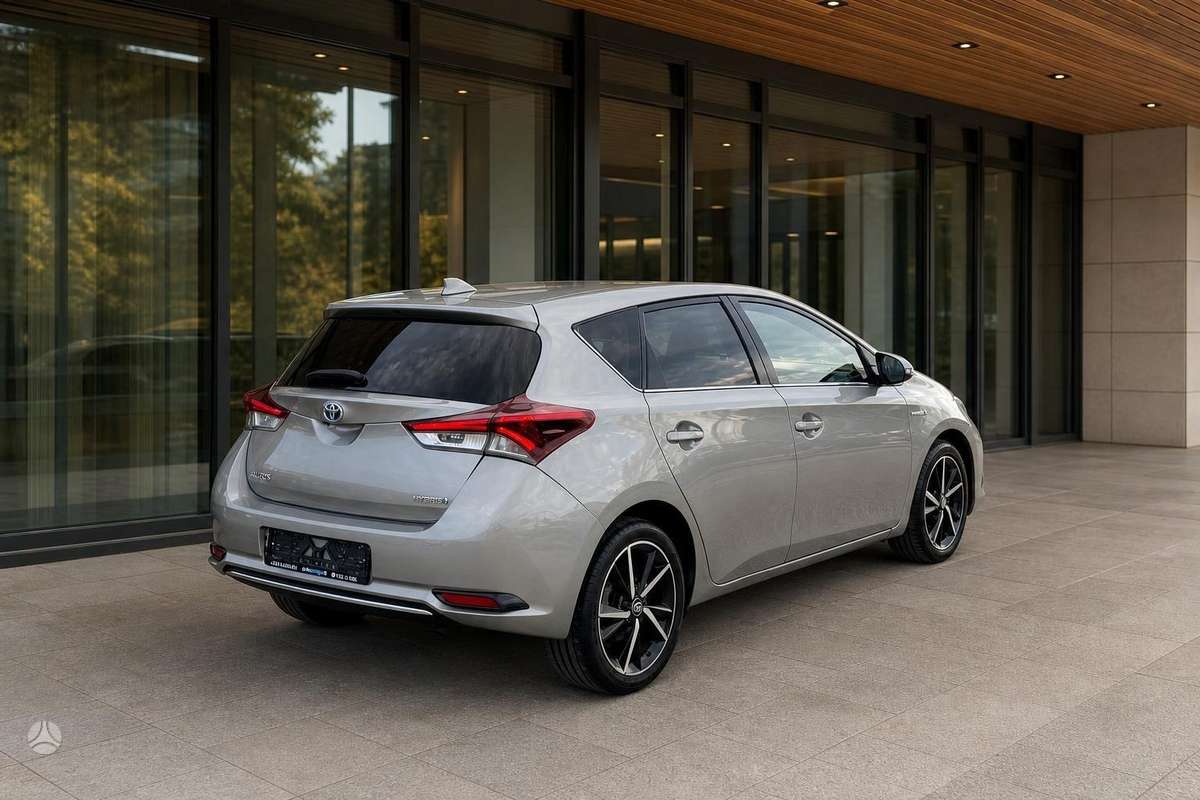 Toyota Auris - 4