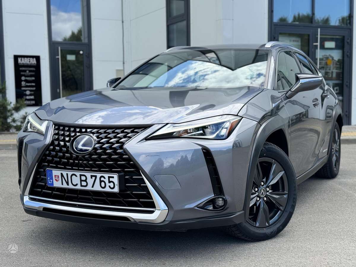 Lexus UX 250h - 1