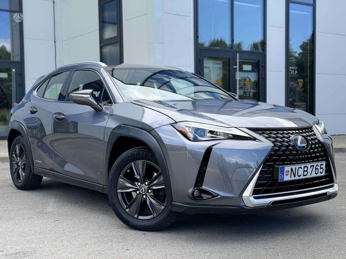 Lexus UX 250h - 6