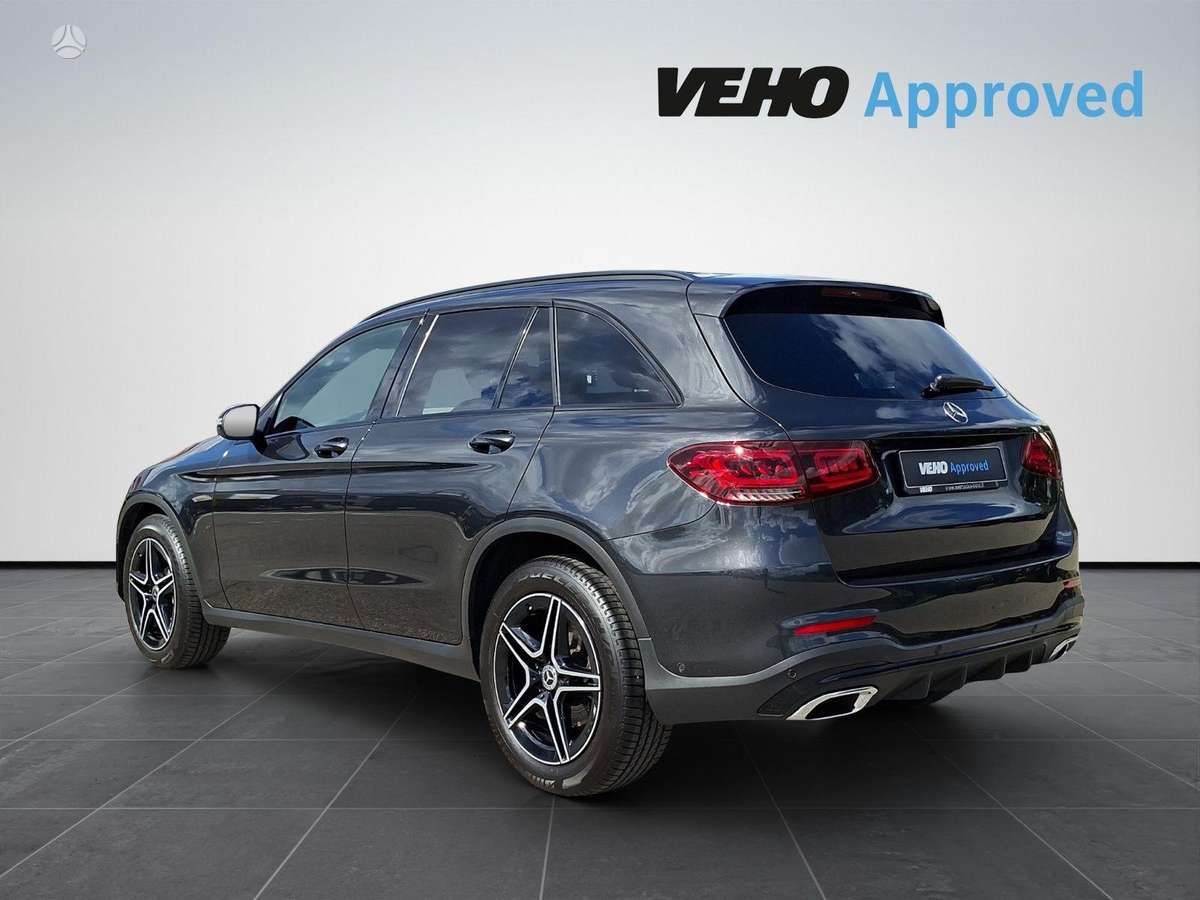 Mercedes-Benz GLC200 - 3