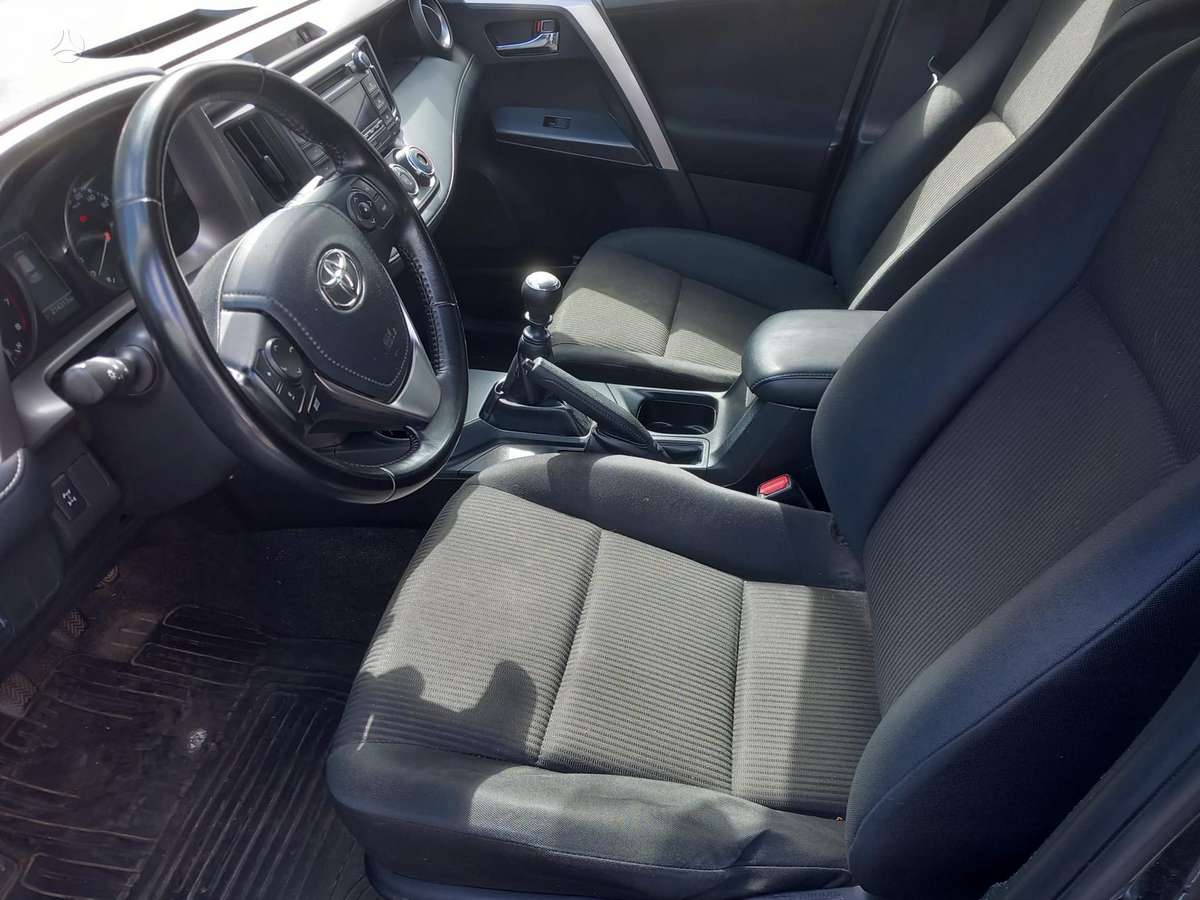 Toyota RAV4, 2.0 l., off-road / crossover