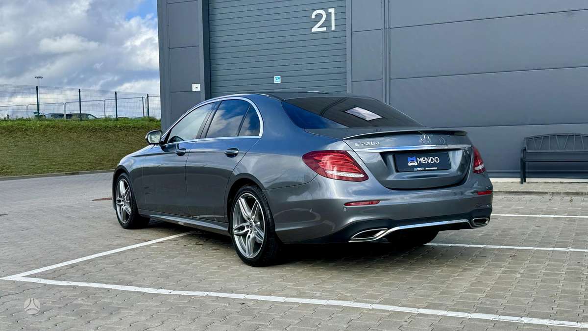 Mercedes-Benz E220 - 4
