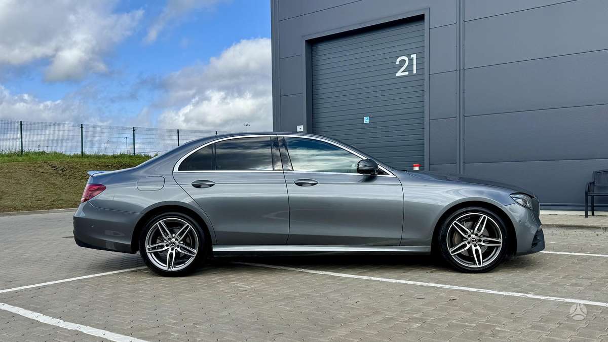 Mercedes-Benz E220 - 5